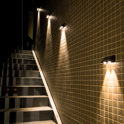 ACK Solar PC LED Bahçe Armatürü | 2W | 3000K Günışığı | 2 Kademe Işık | Kompakt Solar Çözüm