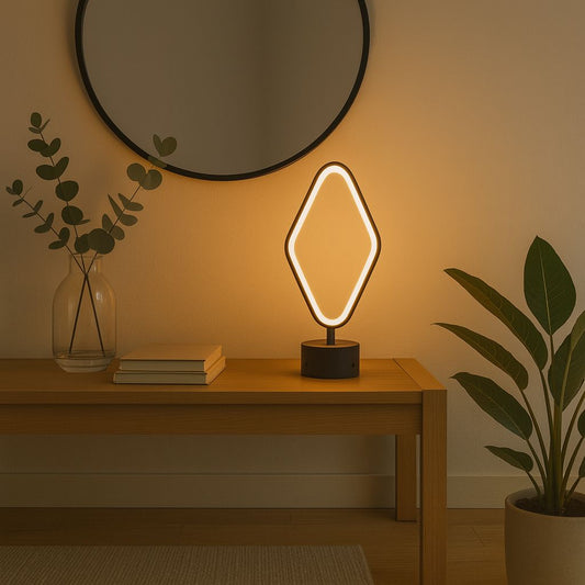 Myledim Elmas Formlu LED Masa Lambası – 3 Renk Ayarlı, Geometrik Tasarım